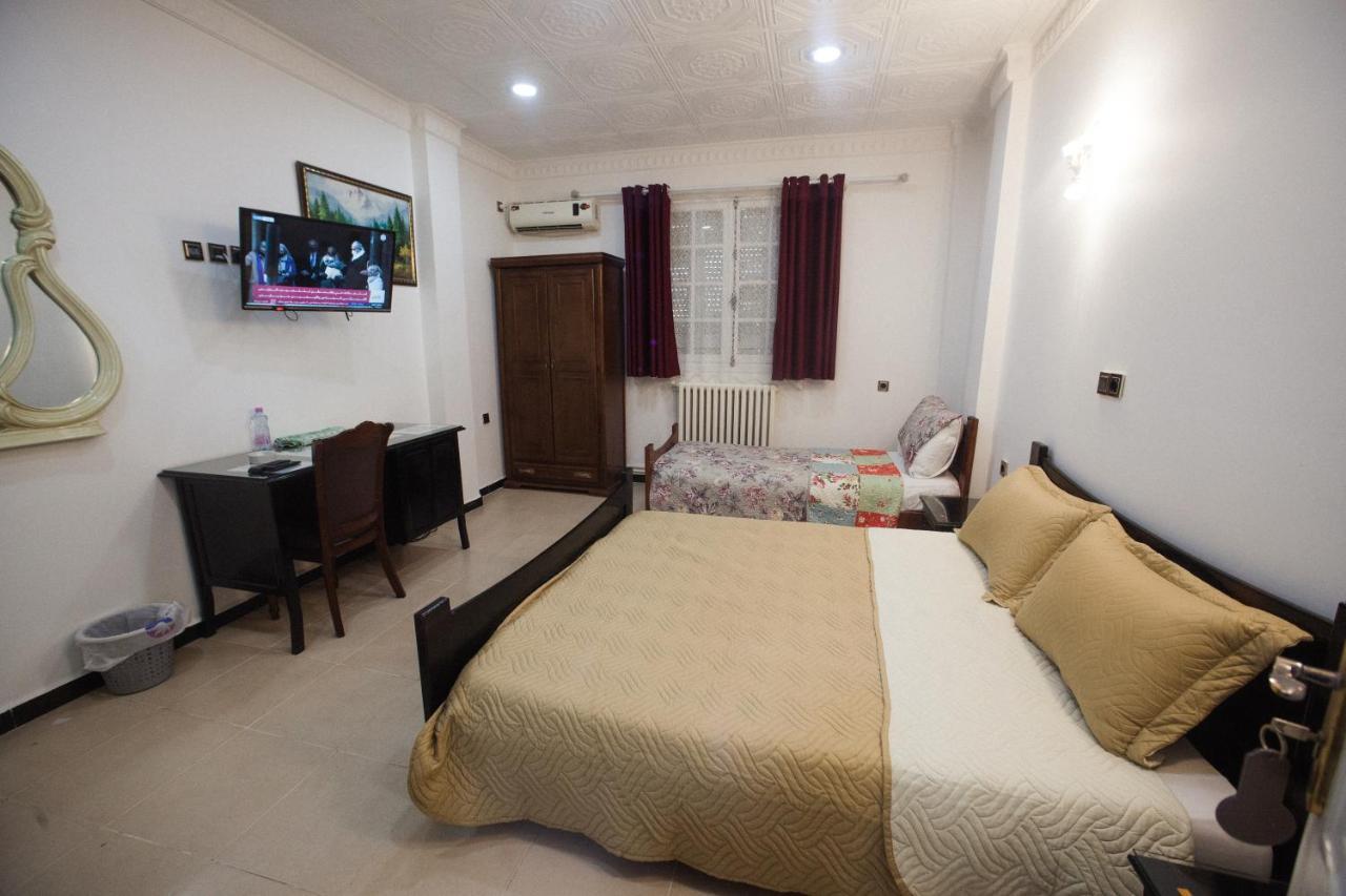 Hotel Residence El Mahdi Batna Bagian luar foto