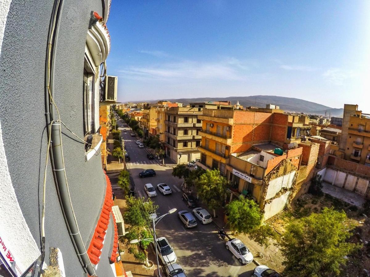 Hotel Residence El Mahdi Batna Bagian luar foto
